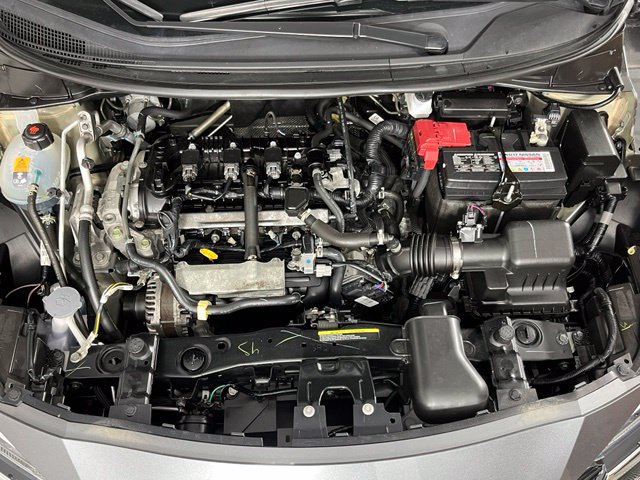 Used 2024 Nissan Versa SV FWD image 8