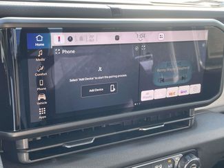 New 2025 Jeep Gladiator Sport video 2