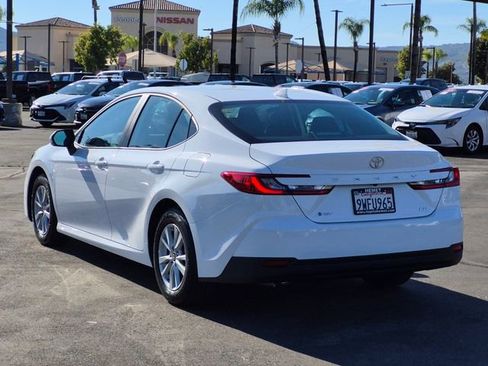 Used 2026 Toyota Camry LE w/ Convenience Package image 8