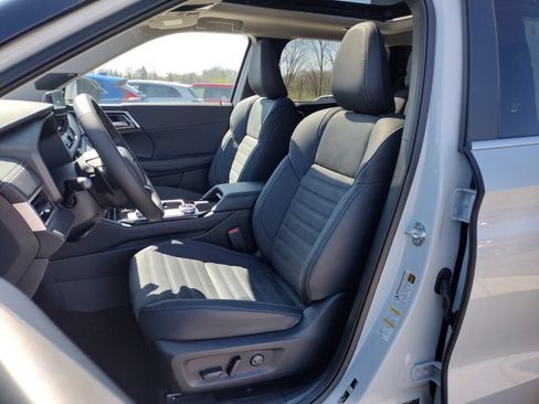 New 2026 Mitsubishi Outlander SE AWD/4WD image 8