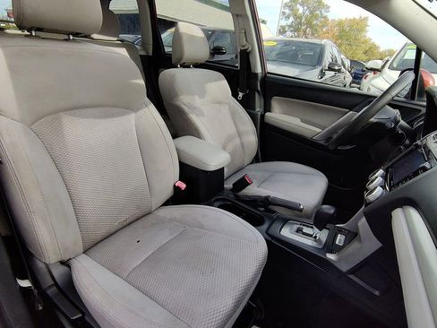 Used 2018 Subaru Forester 2.5i Premium image 13