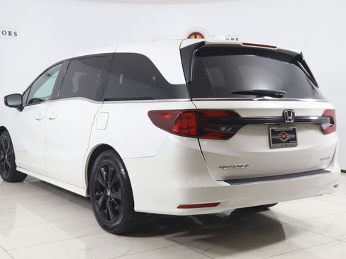 Used 2024 Honda Odyssey Sport image 4