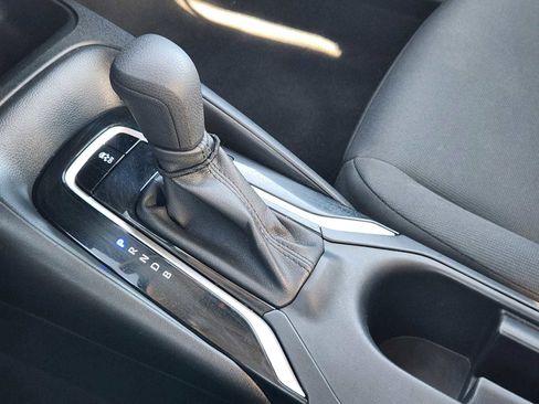 Used 2023 Toyota Corolla LE image 20