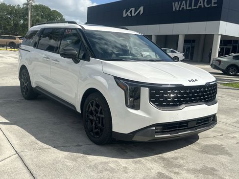 New 2026 Kia Carnival SX FWD image 4