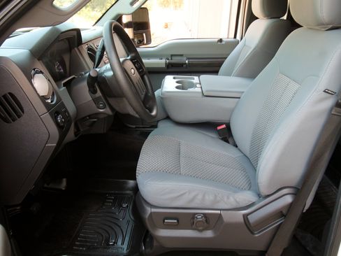 Used 2014 Ford F250 XLT w/ XLT Value Package image 23