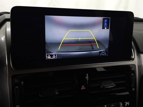 Used 2022 Lexus GX 460 Premium w/ Premium Package image 28