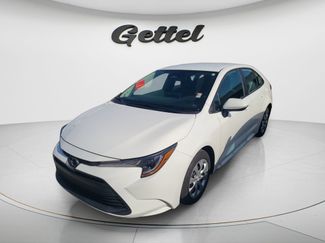 Used 2024 Toyota Corolla LE FWD video 1
