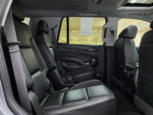 Used 2018 GMC Yukon SLT w/ Premium Edition AWD/4WD image 21