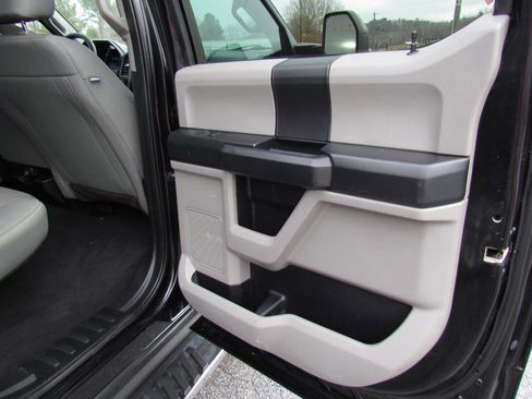 Used 2020 Ford F250 XL w/ STX Appearance Package image 14