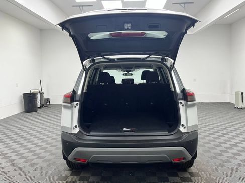 Used 2023 Nissan Rogue SV AWD/4WD image 10