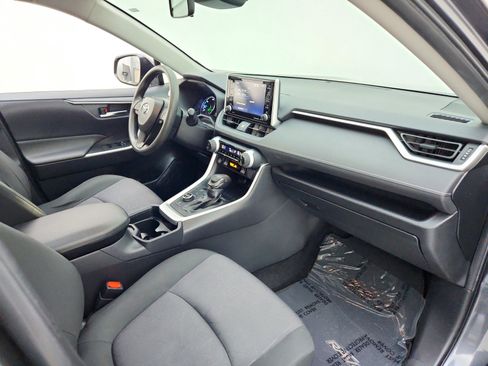 Used 2019 Toyota RAV4 XLE w/ Convenience Package AWD/4WD image 29