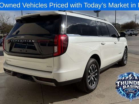 Used 2025 Ford Expedition Max Platinum AWD/4WD image 5