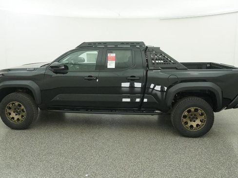 New 2025 Toyota Tacoma Trailhunter image 90