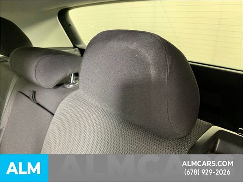 Used 2016 Volkswagen Golf S image 33