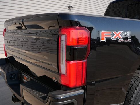 New 2026 Ford F250 Platinum AWD/4WD image 12