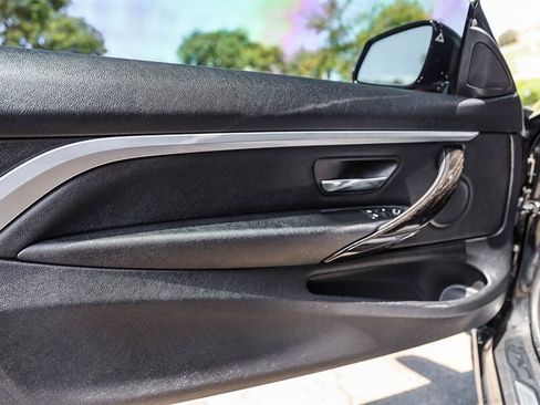 Used 2019 BMW 430i Coupe w/ M Sport Package RWD image 26
