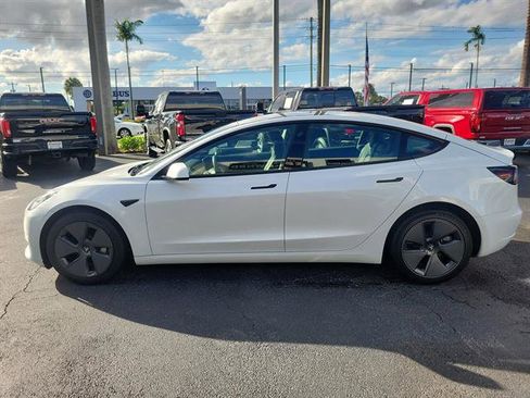 Used 2022 Tesla Model 3 Long Range image 2