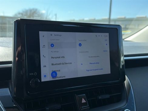 Certified 2024 Toyota Corolla LE image 27