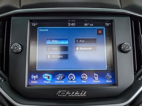 Used 2016 Maserati Ghibli RWD image 19