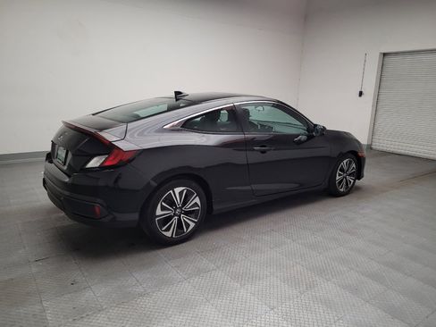 Used 2018 Honda Civic EX-T image 10