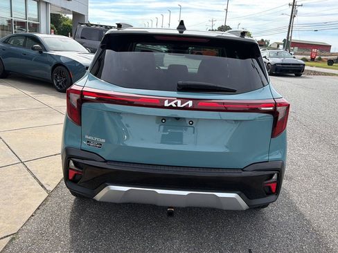Used 2024 Kia Seltos S FWD image 9