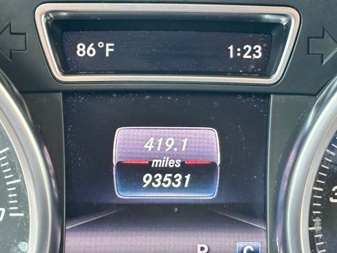 Used 2019 Mercedes-Benz GLE 400 4MATIC image 18