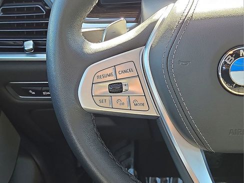 Used 2026 BMW X7 xDrive40i image 18