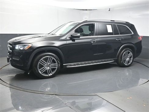 Used 2022 Mercedes-Benz GLS 450 4MATIC image 4