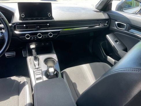 Used 2022 Honda Civic Sport image 10