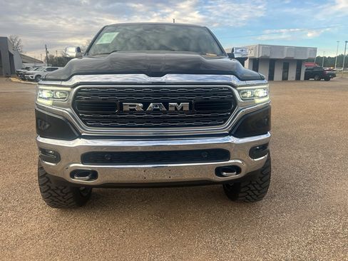 Used 2022 RAM 1500 Limited w/ Trailer Tow Group image 6