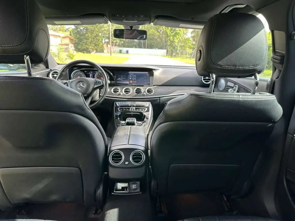 Used 2017 Mercedes-Benz E 300 image 12