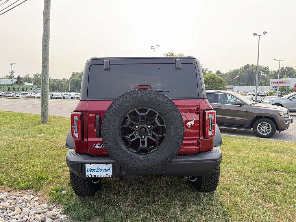 Used 2026 Ford Bronco Badlands AWD/4WD image 4