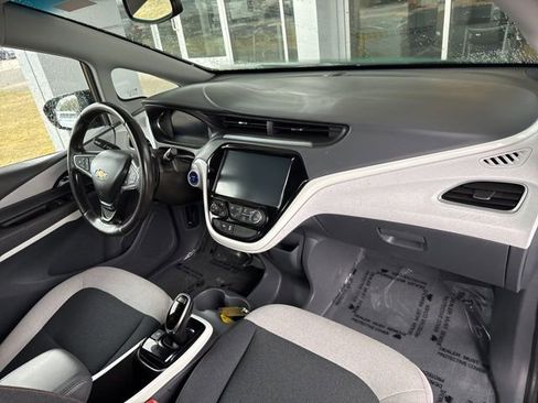 Used 2020 Chevrolet Bolt LT image 18