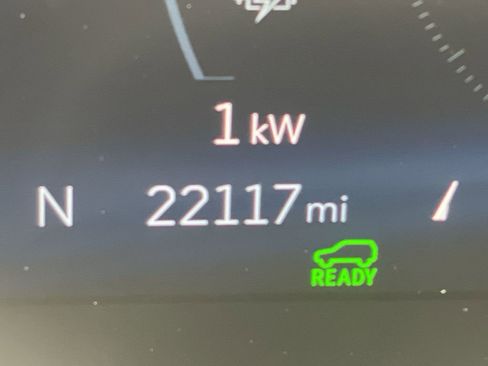 Used 2024 Cadillac Lyriq Luxury AWD/4WD image 14