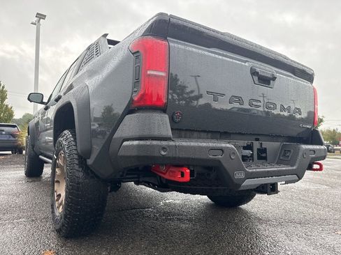 New 2025 Toyota Tacoma Trailhunter image 18