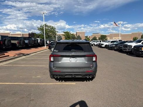 Used 2025 Ford Explorer ST w/ Sun And Sound Package AWD/4WD image 7