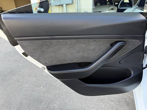 Used 2018 Tesla Model 3 Long Range RWD image 20