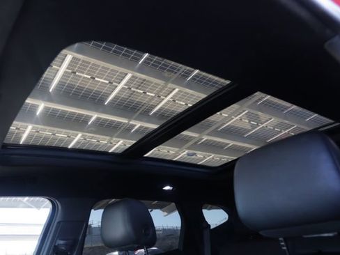 Used 2021 Chevrolet Blazer RS w/ Enhanced Convenience Package image 25