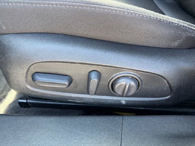 Used 2025 Chevrolet Malibu LT FWD image 15