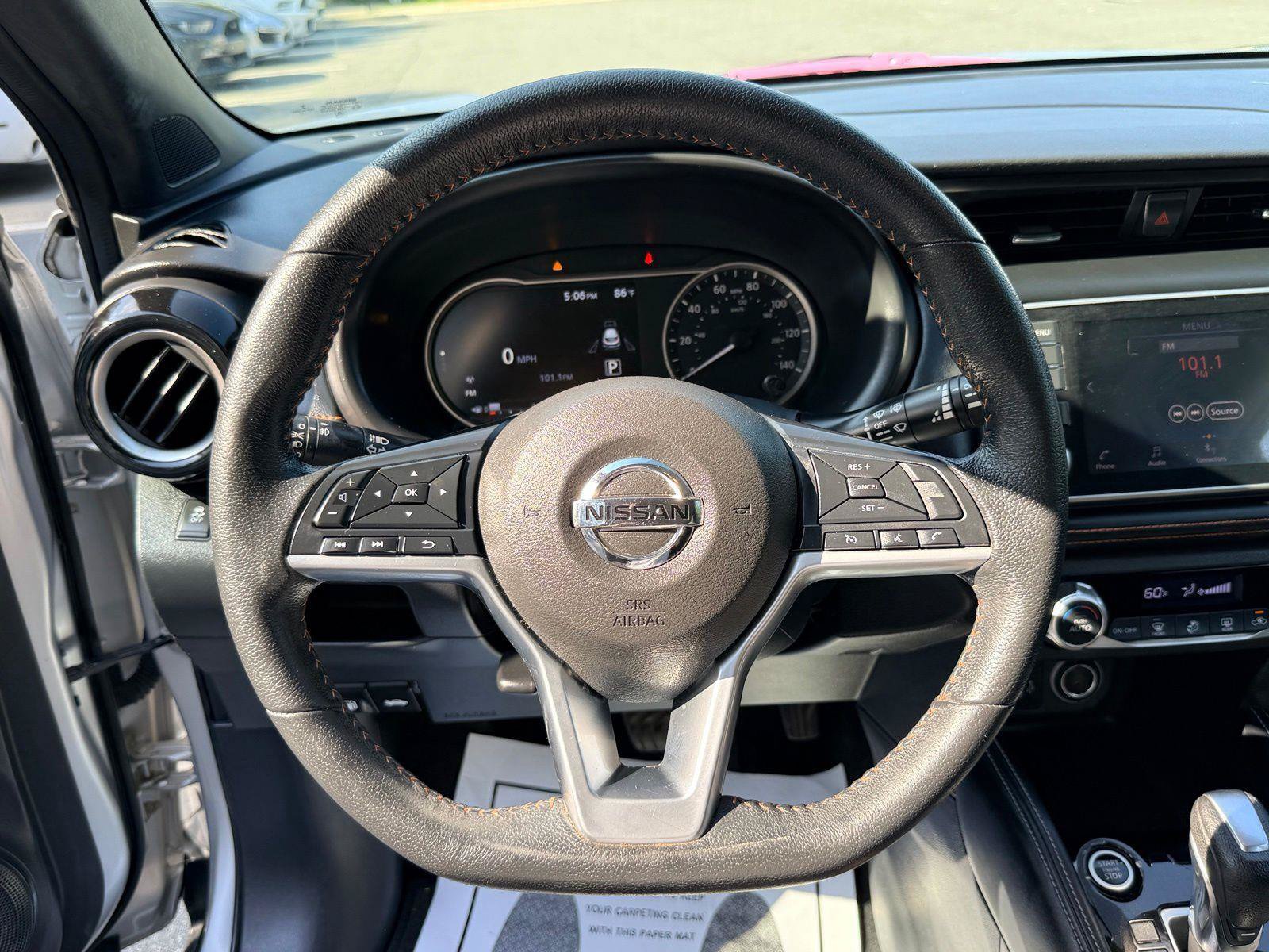Used 2019 Nissan Kicks SR FWD image 31