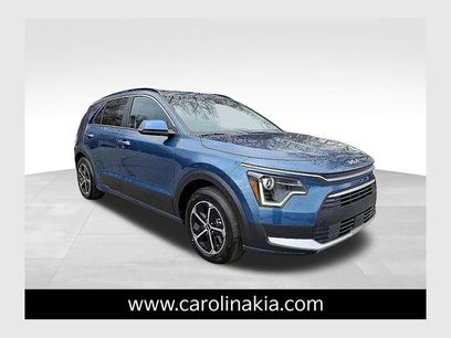 New 2025 Kia Niro EX