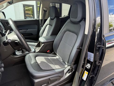 Used 2021 Chevrolet Colorado Z71 w/ Safety Package image 4