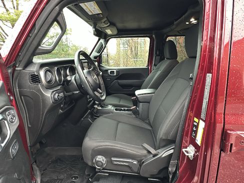 Used 2022 Jeep Wrangler Unlimited Sport image 14