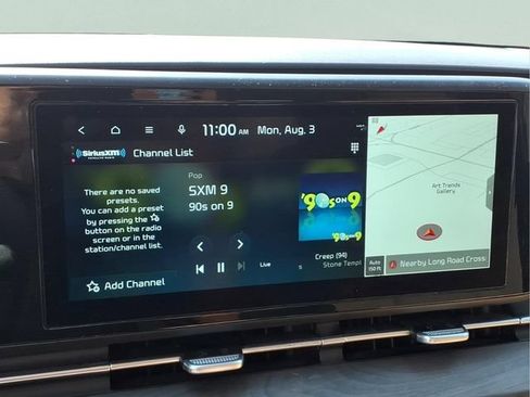 Used 2024 Kia Carnival EX FWD image 8