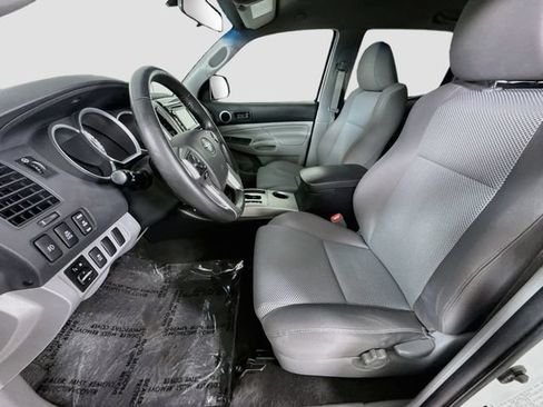 Used 2015 Toyota Tacoma PreRunner w/ TRD Off-Road Package RWD image 20