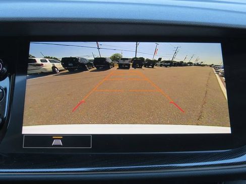 Used 2023 Buick Envision Essence FWD image 23