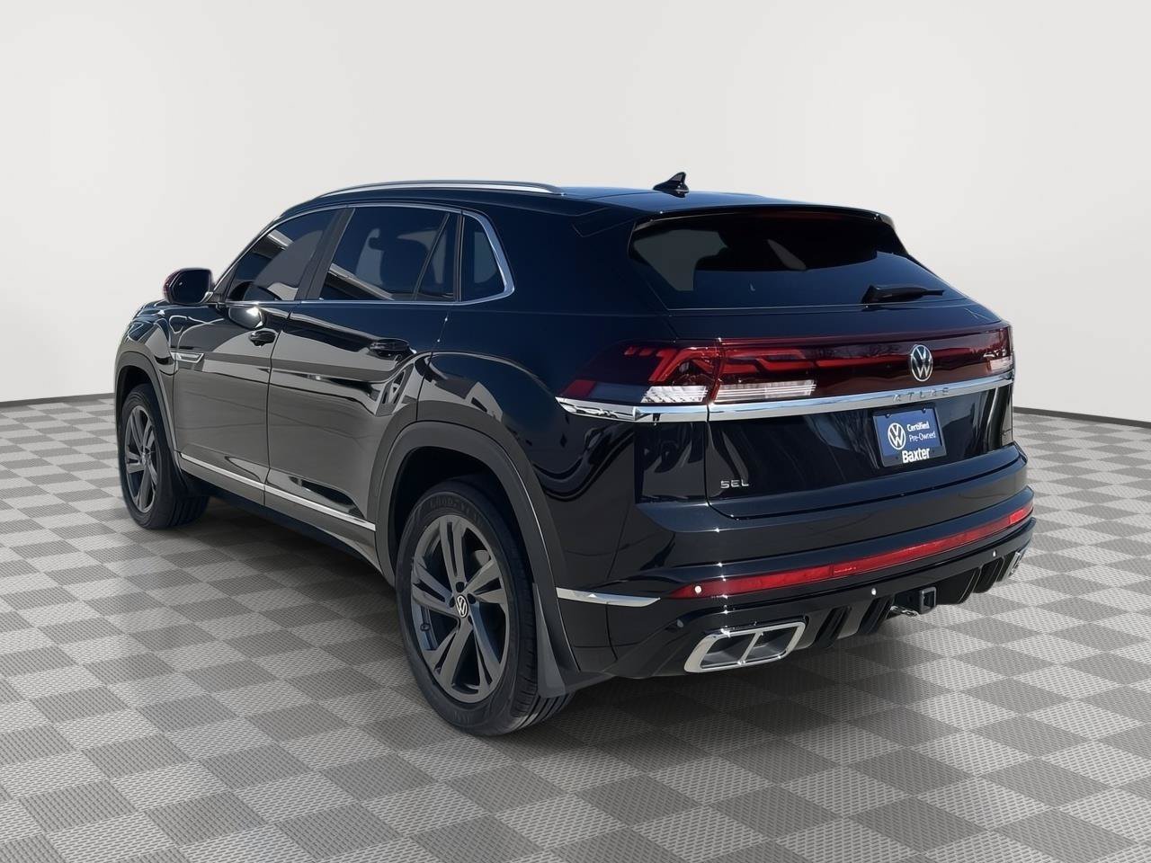 Certified 2024 Volkswagen Atlas Cross Sport SEL R-Line AWD/4WD image 9