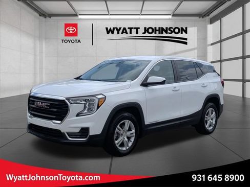 Used 2024 GMC Terrain SLE AWD/4WD image 1