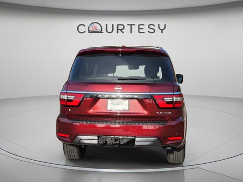 Certified 2024 Nissan Armada Platinum w/ Captain's Chairs Package RWD image 6