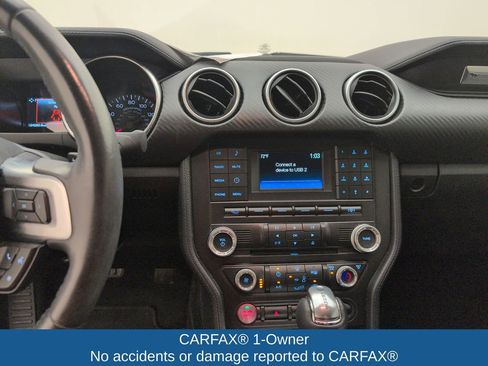 Used 2018 Ford Mustang Coupe RWD image 17